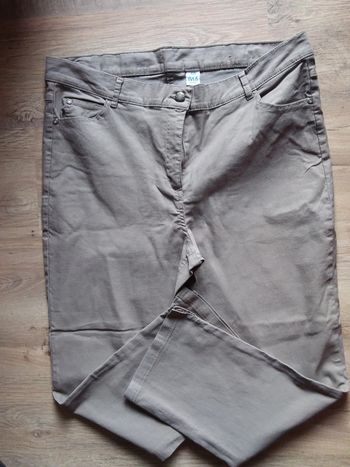 Pantalon en toile marron clair