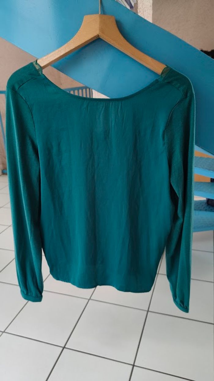 sweat only vert dos V bordure dentelle taille 36 NEUF - photo numéro 2