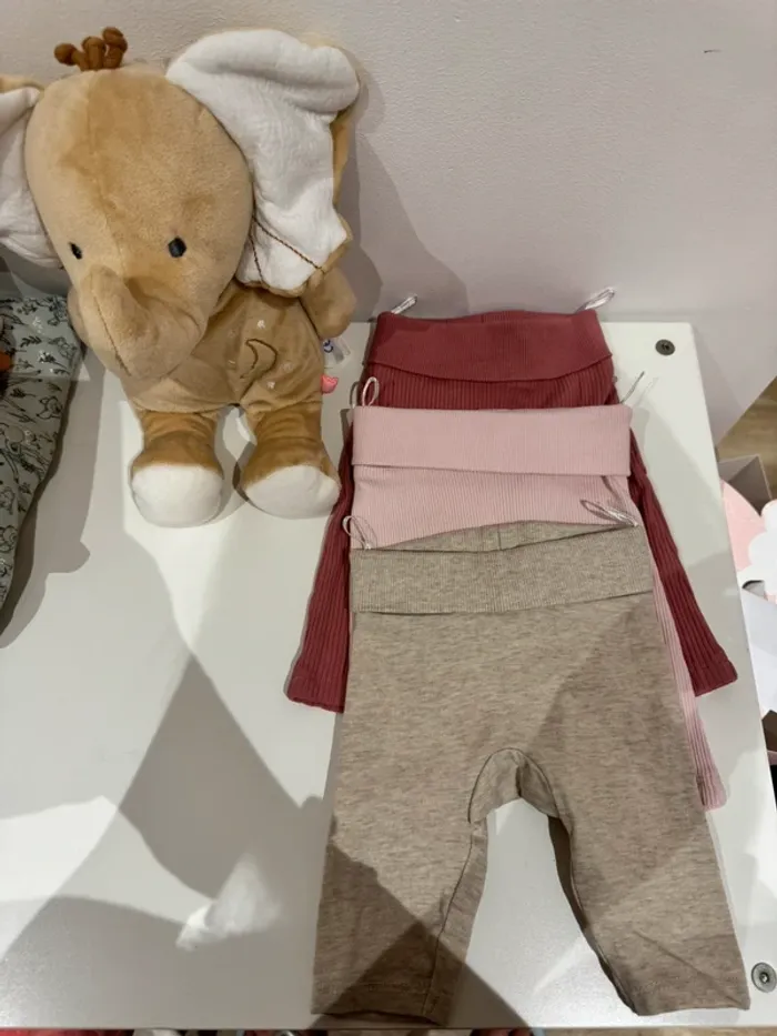 Lot pantalons bébé 1 mois - 56