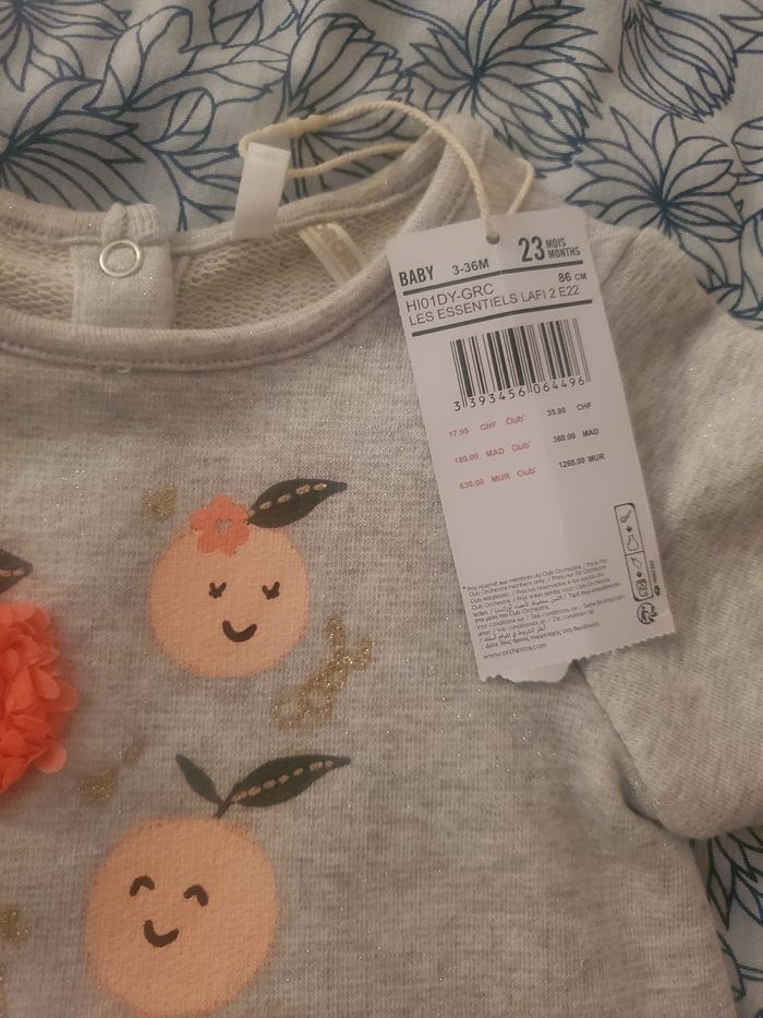 Robe orchestra neuve avec étiquette