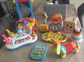 Lot 11 jeux / jouets éveil bébé