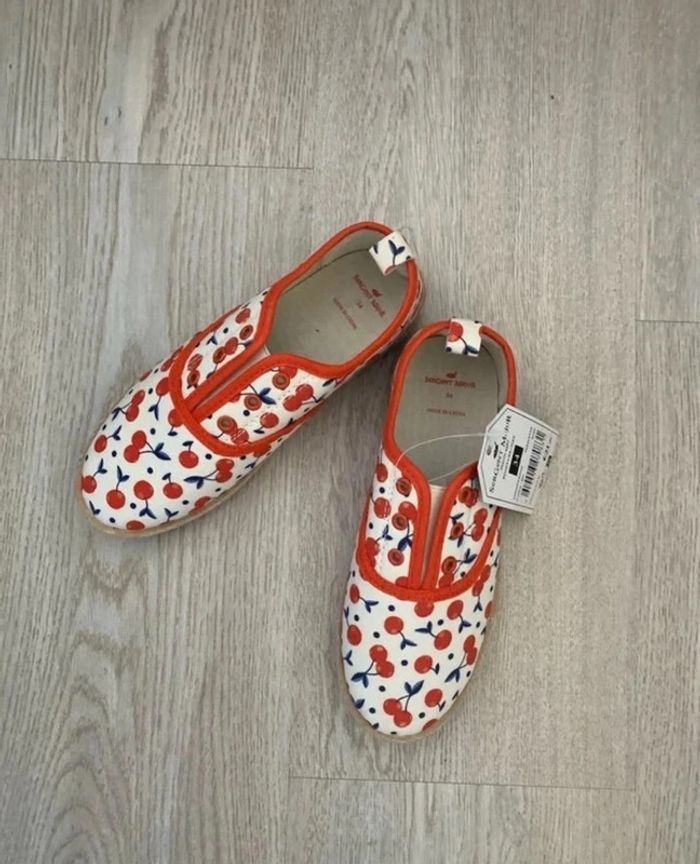 Chaussures espadrilles, sergent Major, taille 34 Neuf Fermeture sans lacets, élastique devant