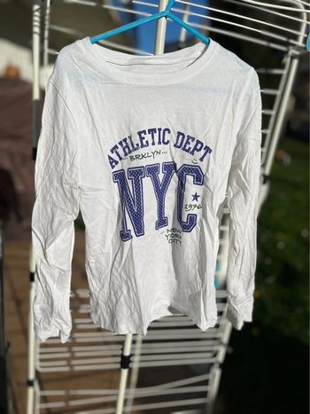 T shirt manche longue la halle taille 8 ans