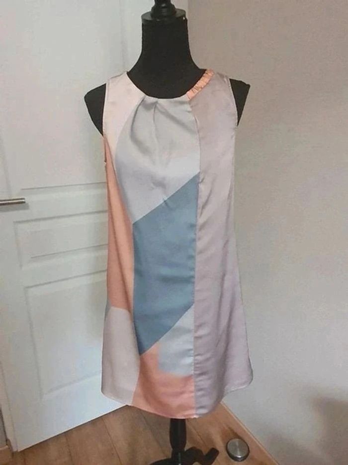 Robe droite Promod sans manche multicolore satinée taille 38