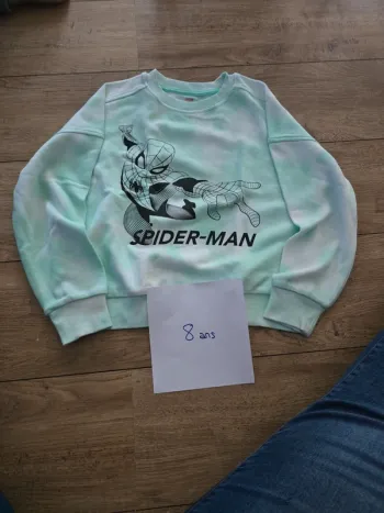 Pull Spiderman 8 ans kiabi marvel