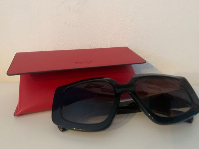 Lunette de soleil Fendi - photo numéro 4