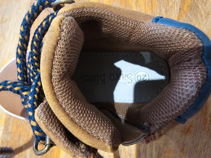 Chaussure montante taille 20 - photo numéro 4
