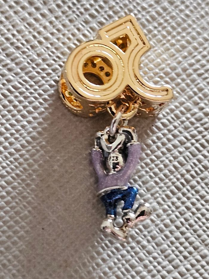Charm Mickey exclu pandora - photo numéro 5