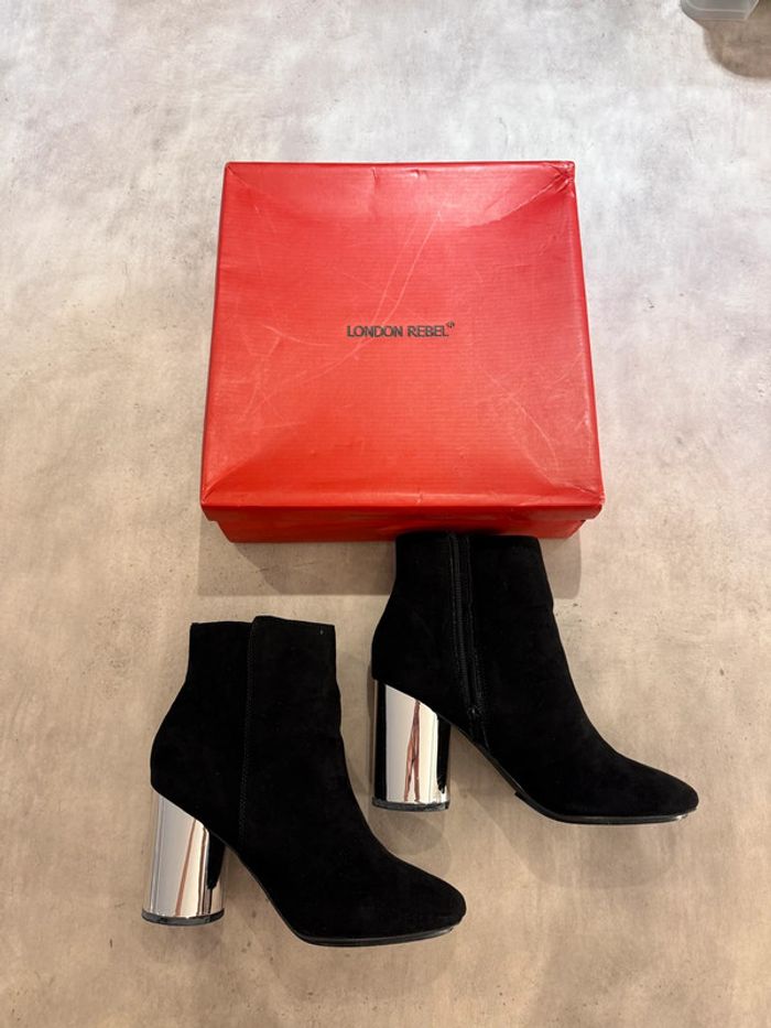 Bottines à talons argentés London Rebel pointure 38