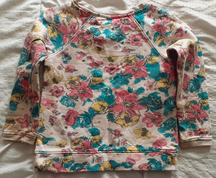 Sweat fille 4-5 ans / DP..am - photo numéro 3