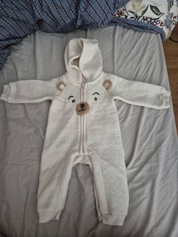 Lot vêtements bébé 