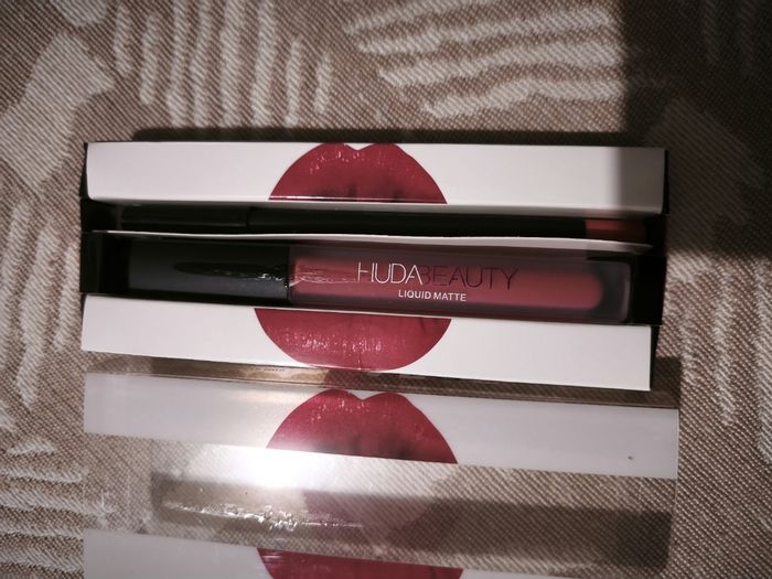 Gloss avec son crayon - photo numéro 4