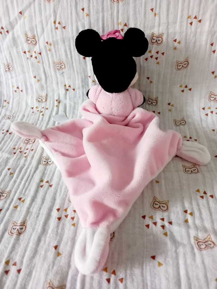 Doudou Minnie souris Disney cœur rose - photo numéro 3