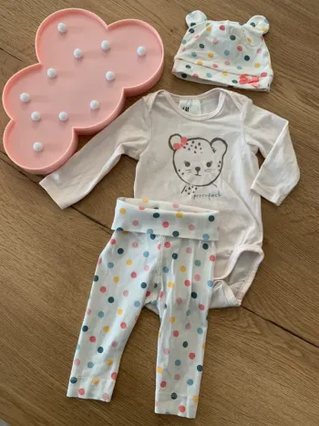 Ensemble leopard à pois