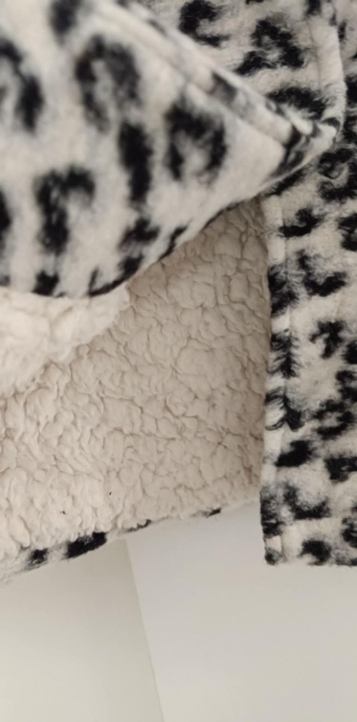 Manteau bébé fille neuf 3  ans - photo numéro 3