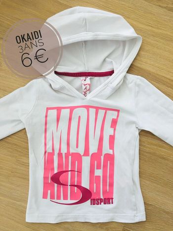 Tee-shirt à capuche Okaidi en 3ans