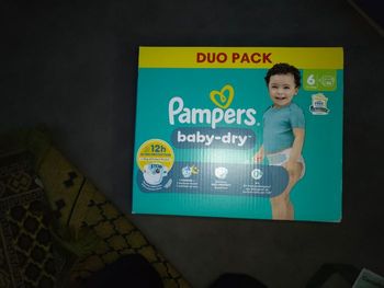 Pampers 66 couches taille 6