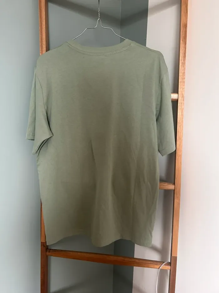 T-shirt taille S - photo numéro 3