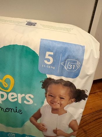 couche Pampers harmonie taille 5  soit 11-16kg neuf