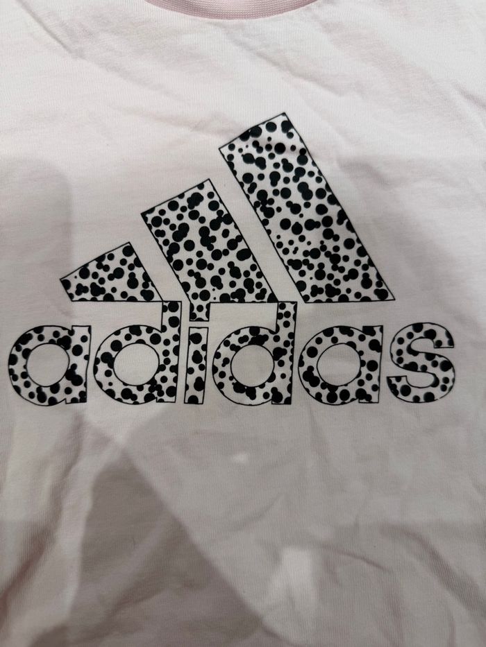 T-Shirt Adidas Taille  9-10 Ans - photo numéro 2