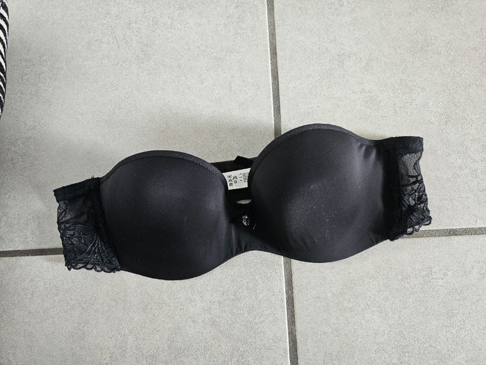 Soutien gorge - photo numéro 3