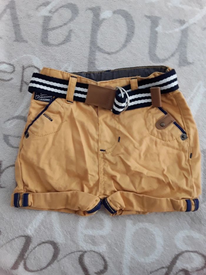 Short moutarde 9 mois
