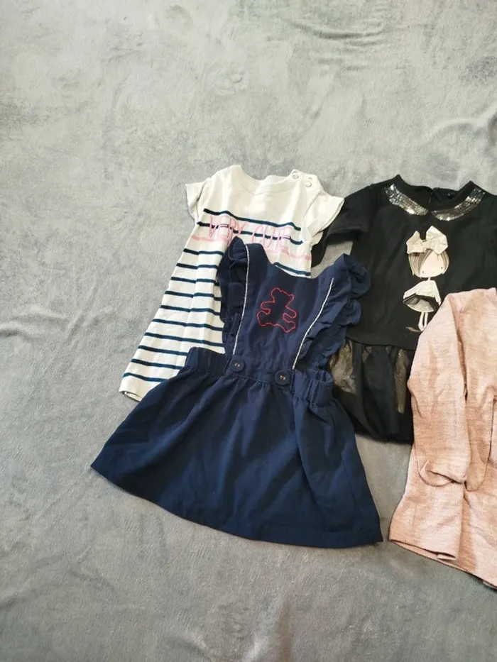 Lot de robe 18 mois - photo numéro 2