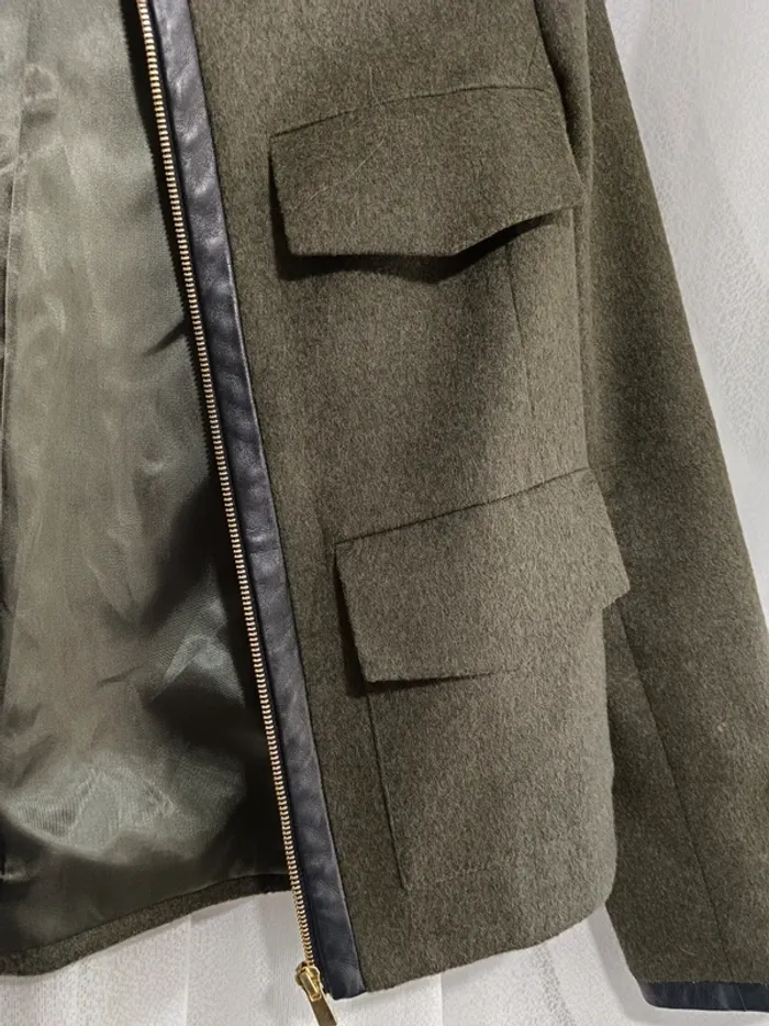 Claudie Pierlot "Veste courte en laine" t. 40 - photo numéro 3