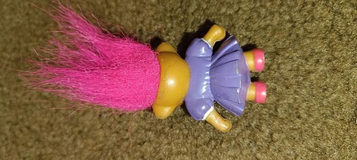 Troll robe violette - photo numéro 3