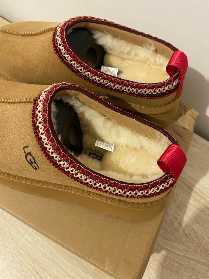 UGG taille 39 - photo numéro 2