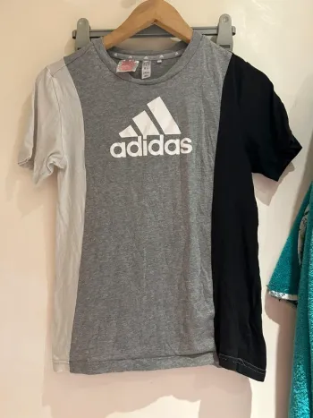 T-shirt Adidas