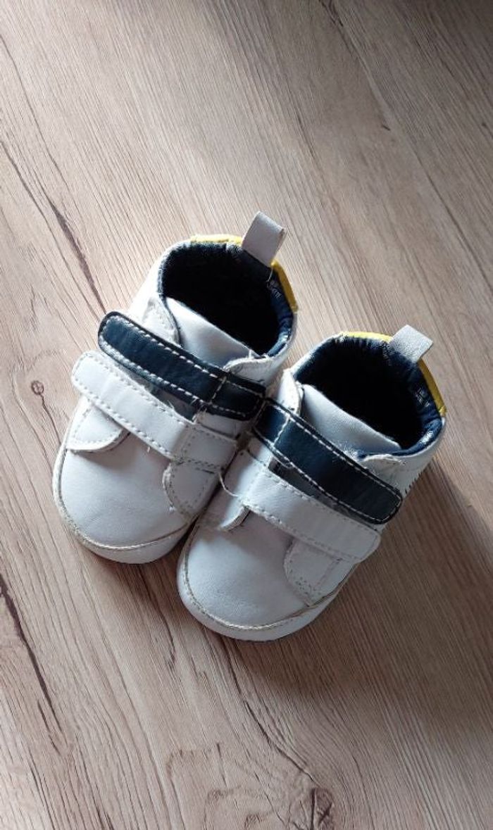 Chaussure bébé garçon taille 15-16  6/12 mois