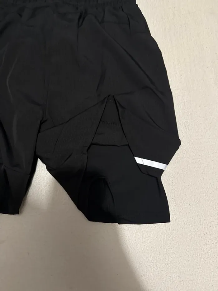 Short own the run spray dye 2-in-1 taille XL - photo numéro 3