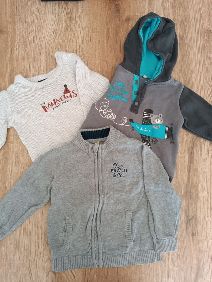Lot 2 vêtements 18 mois - photo numéro 6