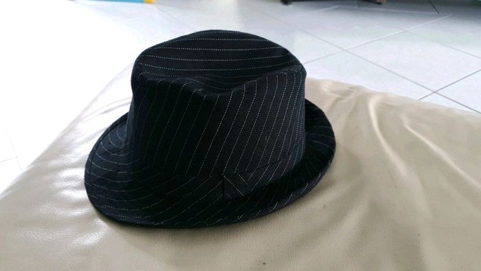 Chapeau noir rayé 56 cm neuf v12 - photo numéro 2