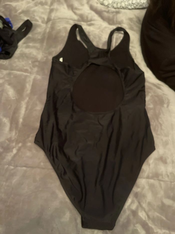 Maillot de bain 42 - photo numéro 2