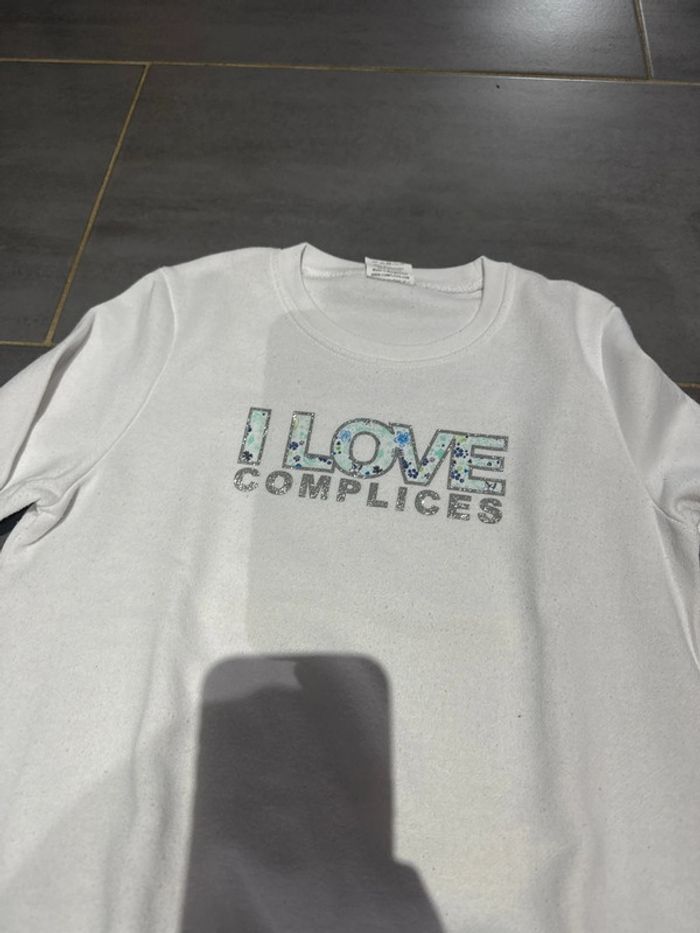 Ensemble complices - photo numéro 3