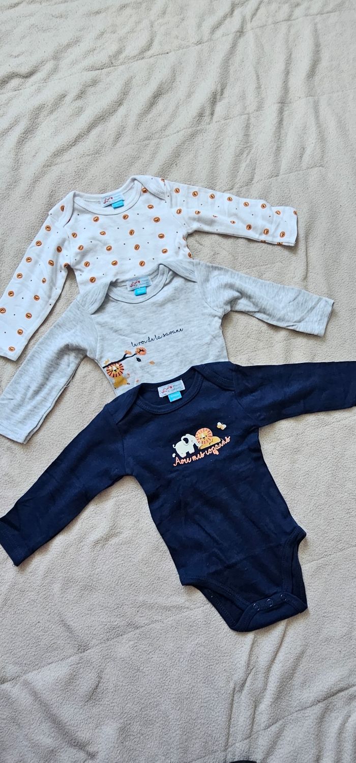 Bodies bébé manches longues - Neufs, lot de 3 - photo numéro 4