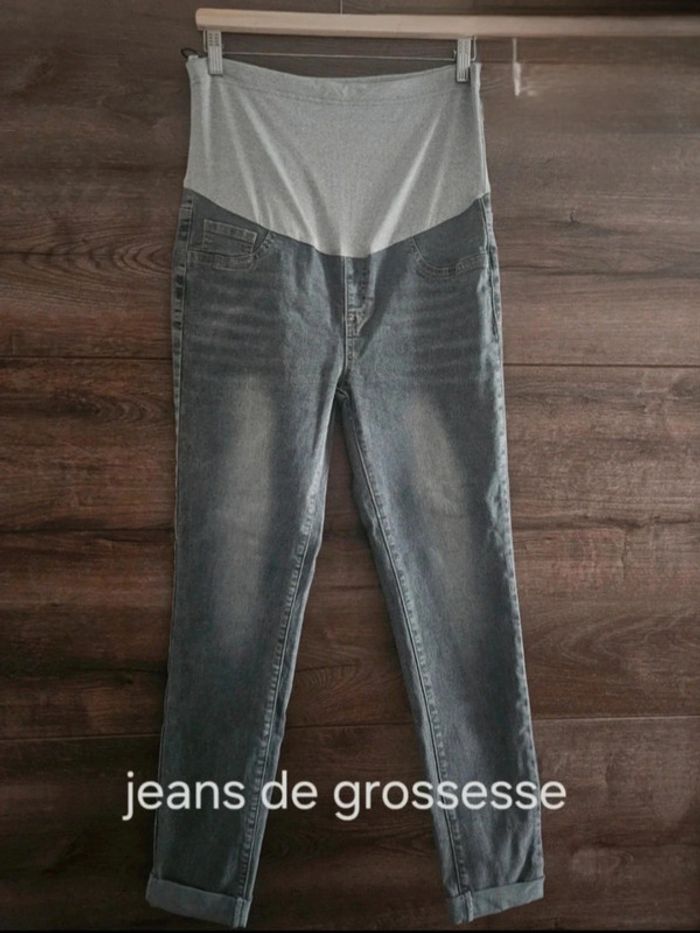 Jeans de matériel