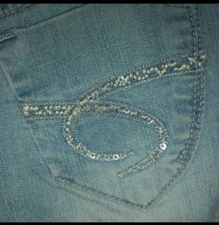 Jupe en jean 8 ans Très bon état - photo numéro 12