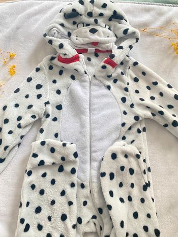 Combinaison pyjama à capuche
