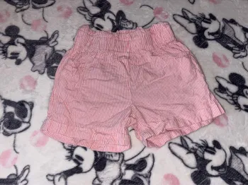 Short fille