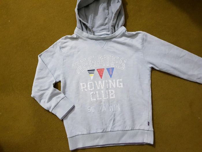 Pull hiver okaidi garçon 8ans avec capuche