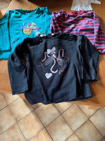3 tee-shirts manches longues