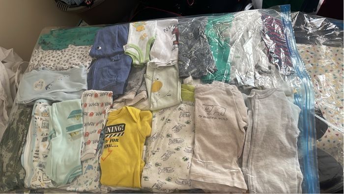 Lot de vêtements - bébé garçon (plus de 50 pièces) - photo numéro 3