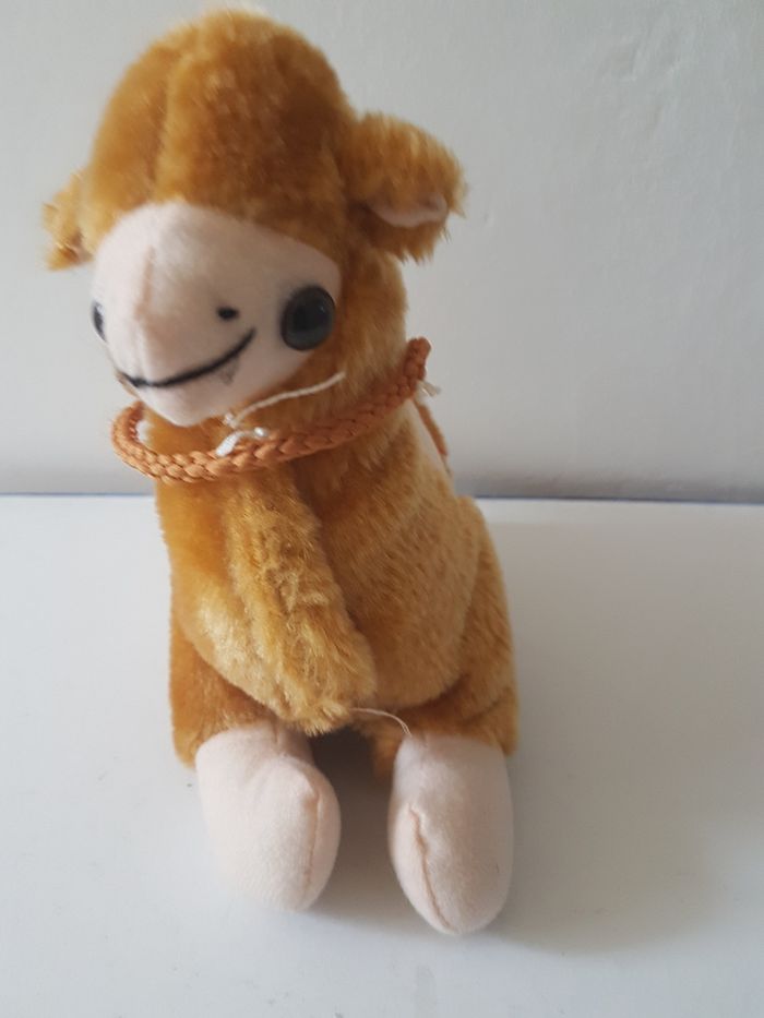 Peluche chameau
