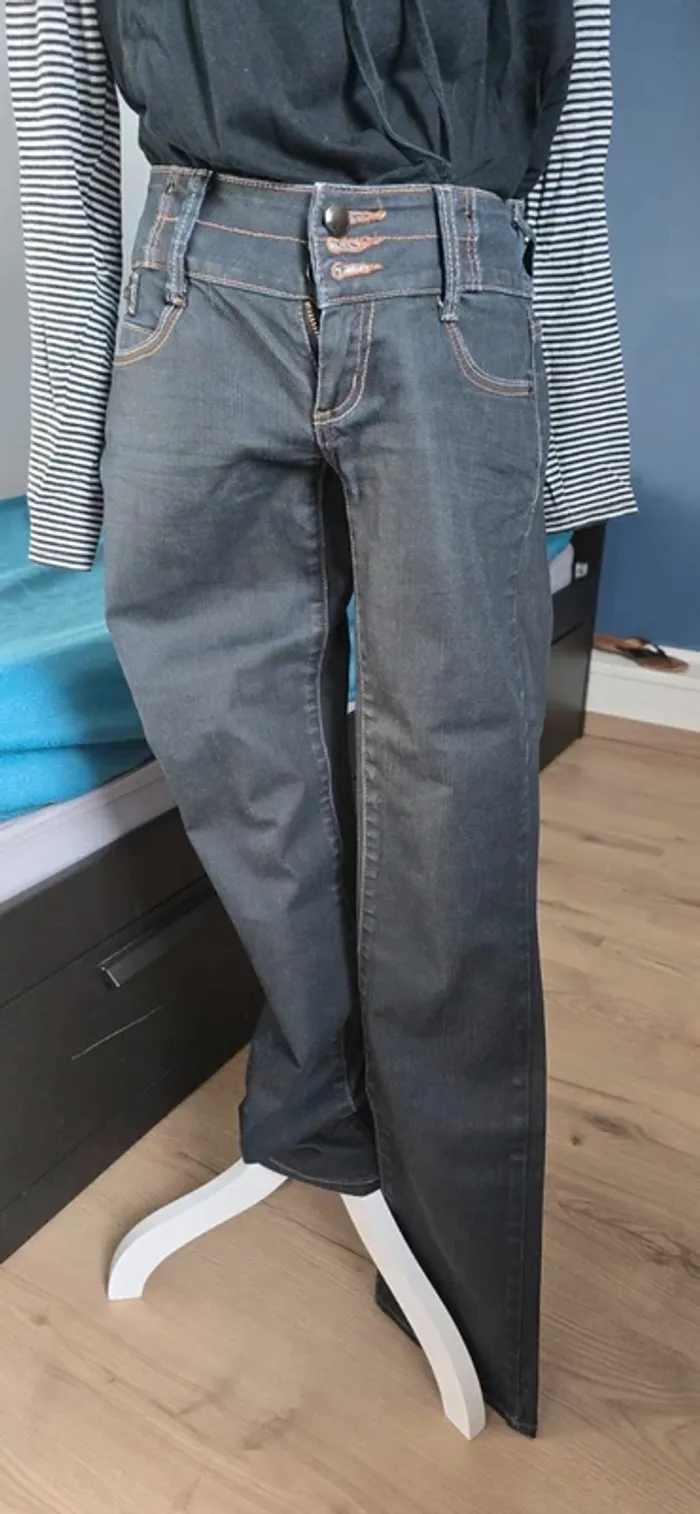 Jean Bonobo Taille 38 ou taille M