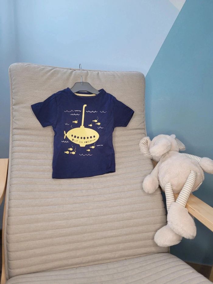 Tee shirt sous marin 12/18 mois - photo numéro 2