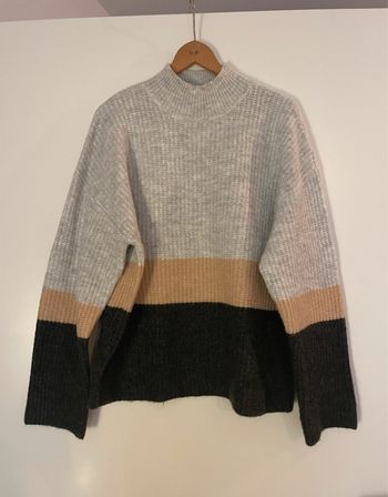 Pull col semi-montant