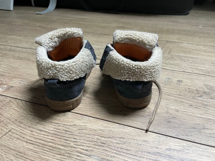 Chaussure garçon 23 - photo numéro 3